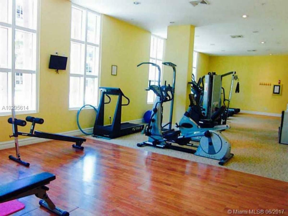 Stylish Modern 2Bd/2Bth Apt. Min To Beach Miami Beach Eksteriør bilde